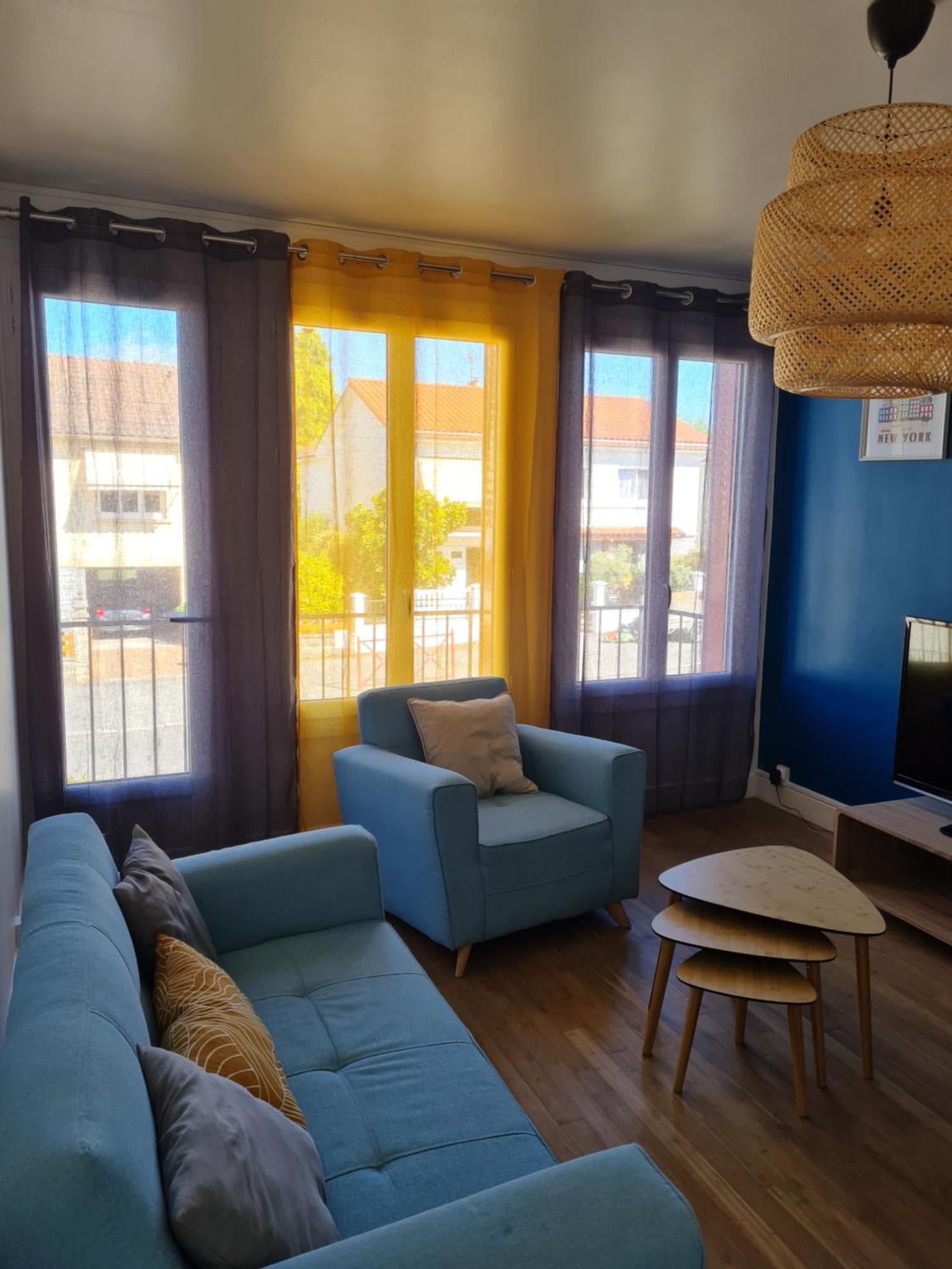 Logement Cosy Au Coeur D'Oradour Esterno foto